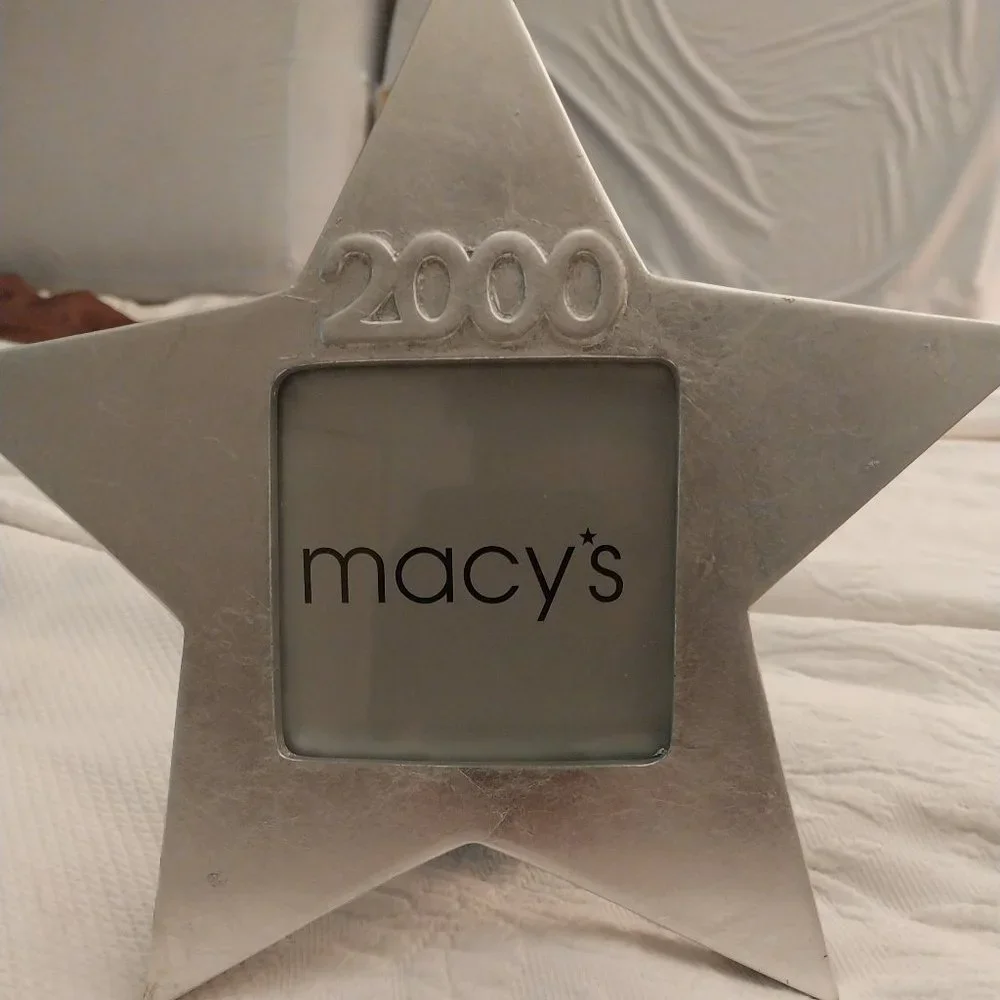 Millenial Star Photo Frame | OS